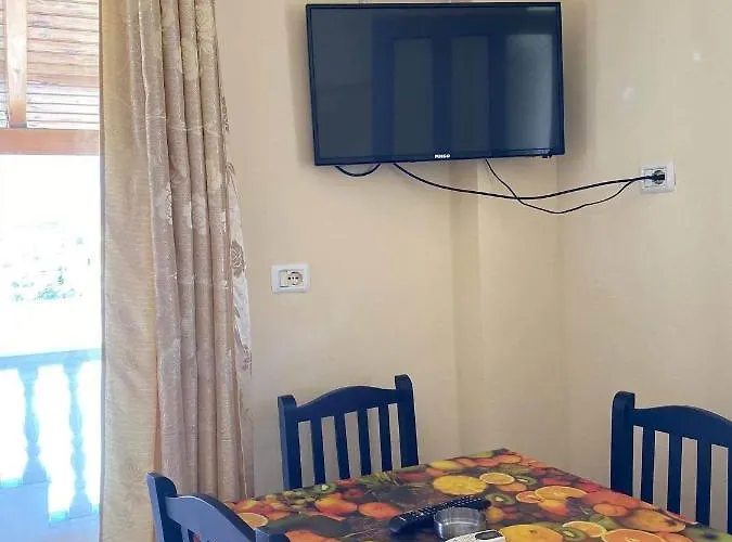 Roku 3* Ksamil