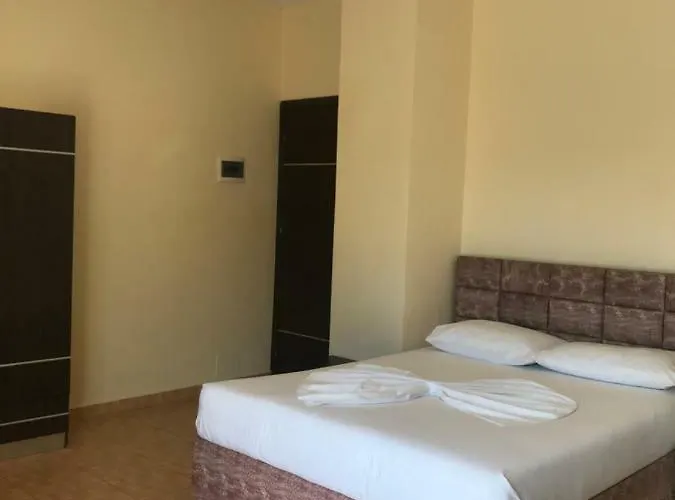 Roku Gæstehus Ksamil