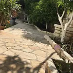 Roku ゲストハウス 3*