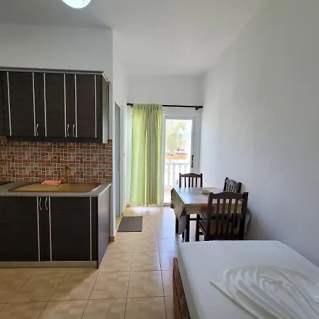 Roku Pensjonat 3*