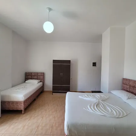 Roku Ksamil