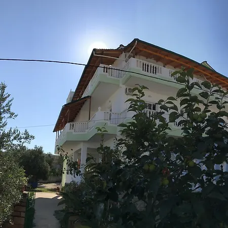 Casa de hóspedes Roku